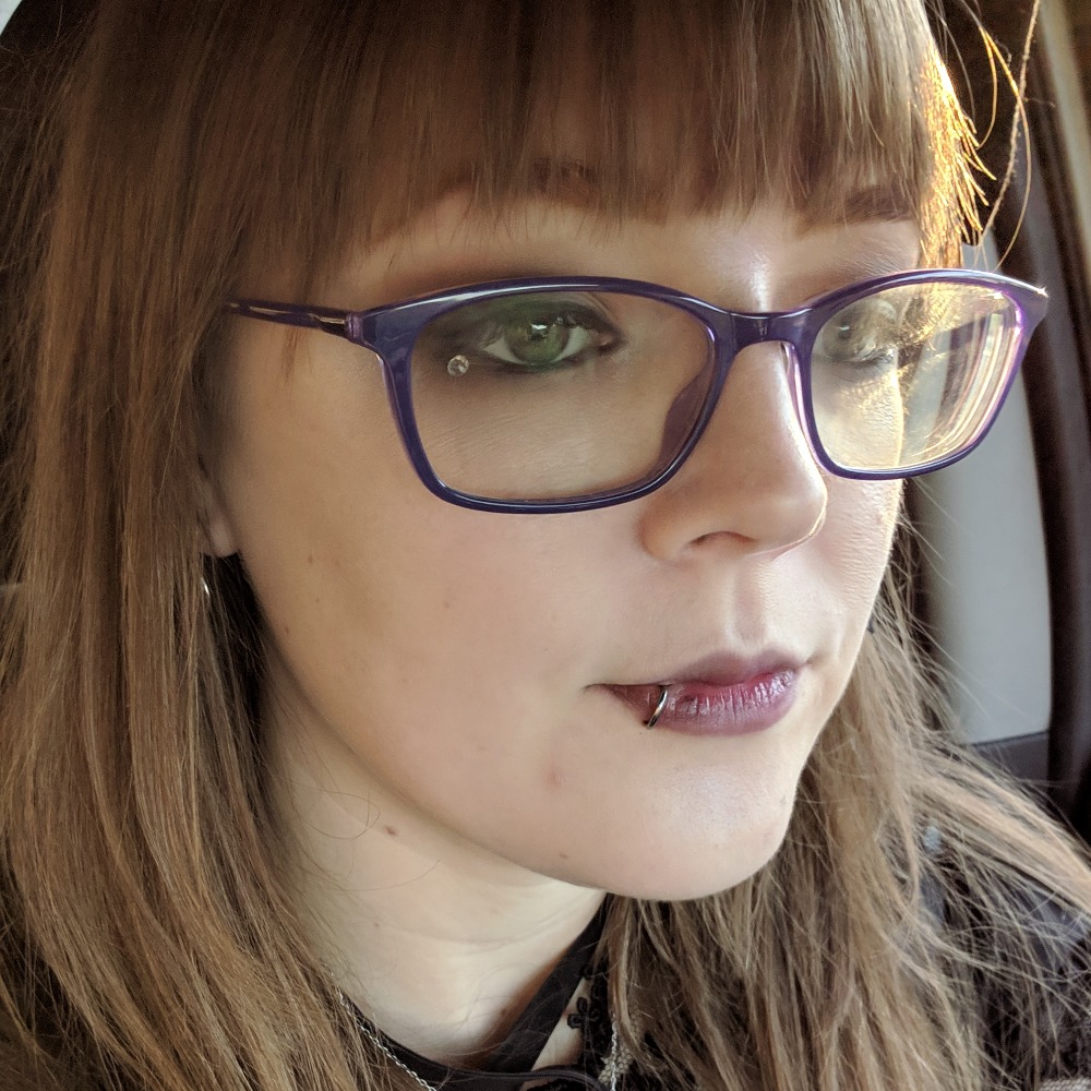 Meet your Posher, Elizabeth